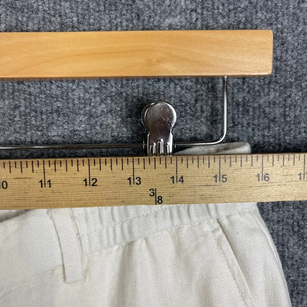 Banana Republic item comes